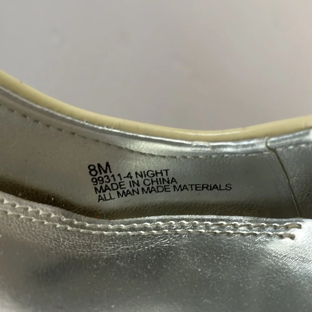 Vintage Nickels cream open toe buckle pumps